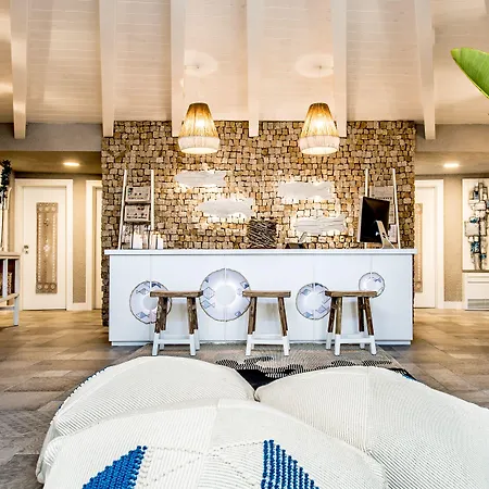 Boutique Capo Blu Hotel 3*
