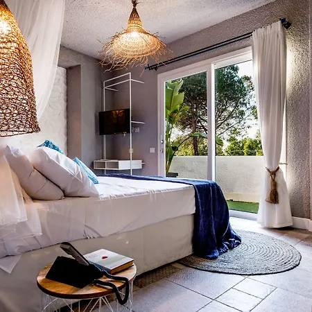 Ξενοδοχείο Boutique Capo Blu 3*