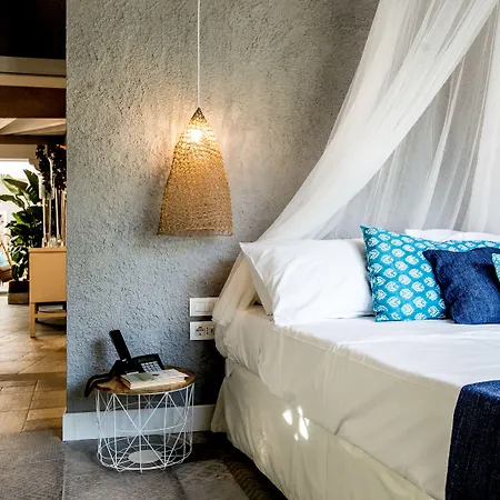 فندق Boutique Capo Blu 3*