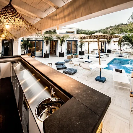 Boutique Capo Blu 3*