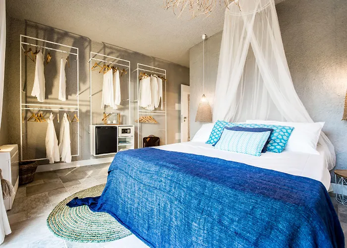 Boutique Capo Blu 3*